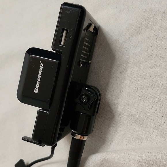 Excelvan Hands-Free Fm transmitter & Car Charger for IPhone/Ipod - Picture 8 of 16